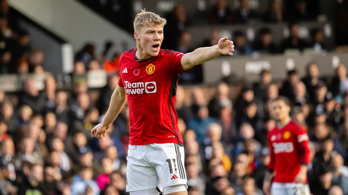 MUと交渉し、ACミランはラスムス・ホイランドまたはドゥサン・ヴラホビッチを選んだ。