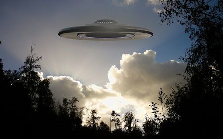 Pengakuan Amerika Soal Penampakan UFO Terbang Itu Ada