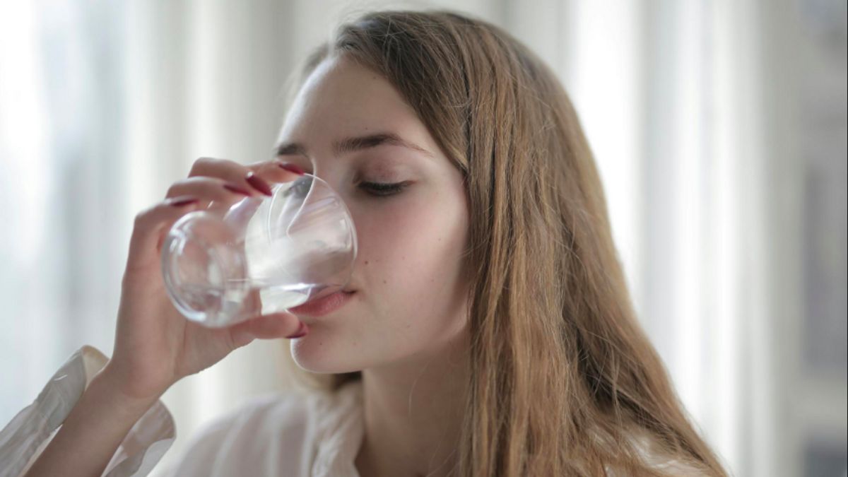 小さな水を排出することにしばしば渇く、しばしば無視される糖尿病の症状