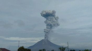 Erupsi Gunung Sinabung: Abu Vulkanik Menyembur 3.500 Meter
