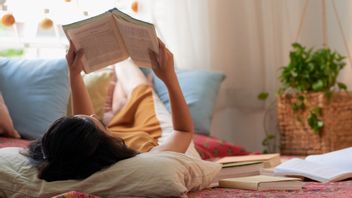Knowing the Extrinsic Elements of Short Stories, the Key to Understanding the Meaning Behind the Story