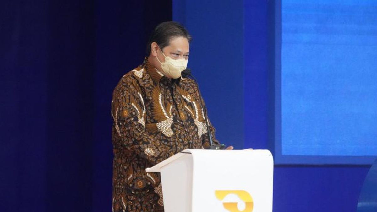 在GIAAS的开幕式上，艾尔朗加部长称汽车工业的增长是印尼经济复苏的象征。
