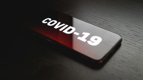 サグタスはまだ疑わしいが、PB IDIはそれがCOVID-19の第三の波の中にあることを確認する