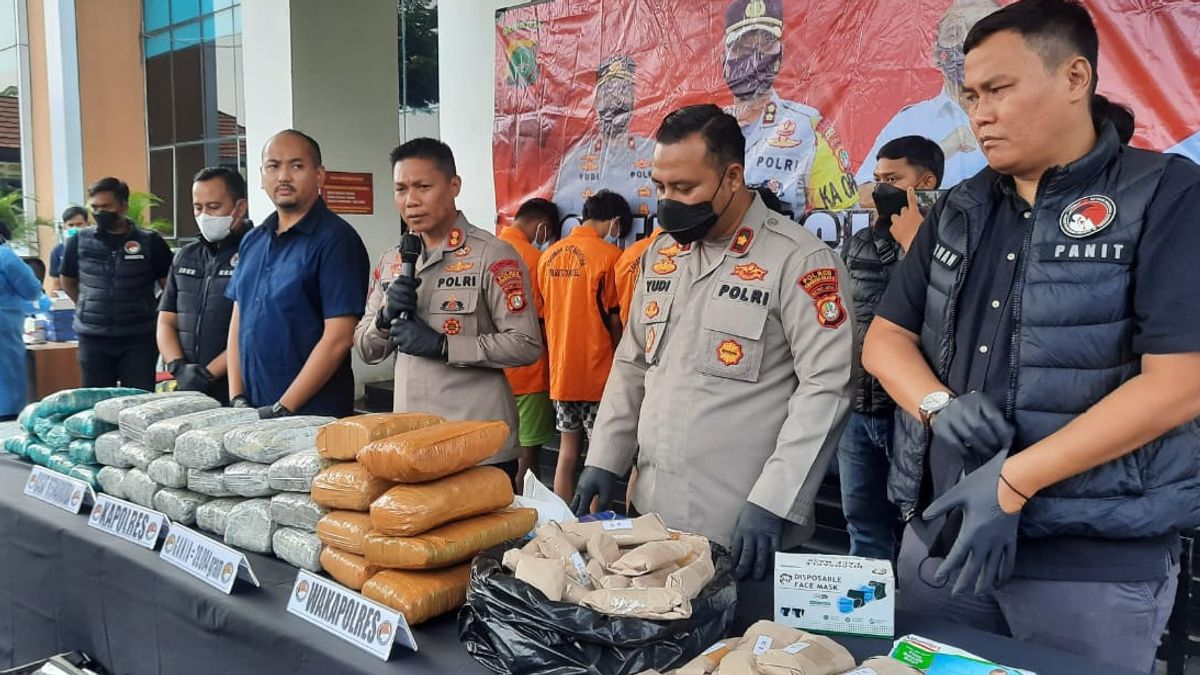 Bandar Ganja yang Terancam Hukuman Mati Mengaku Dapat Barang dari Kota Bogor