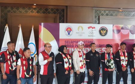 Rizki dan Veddriq, Peraih Emas Olimpiade 2024 Tiba di Indonesia