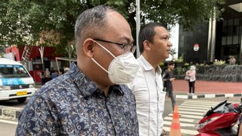KPKは、運輸大臣のスタッフを調査した後、ブディ・カリヤ・スマディに資金を流した疑いを調査