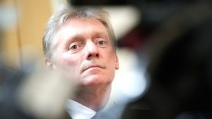Kremlin Sebut Pengiriman Senjata dan Amunisi AS ke Ukraina Terus Berlanjut