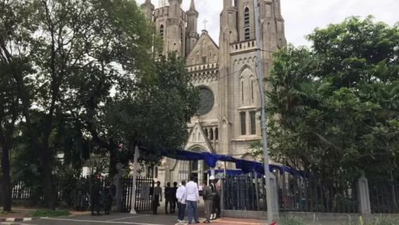 Mass At Christmas Eve 2022 At The Jakarta Cathedral Church, 153 Joint Personnel Alerted