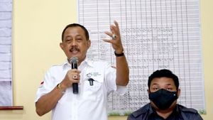 'Pak Camat dan Lurahnya ke Mana?', Kesalnya Wawali Surabaya di Balai RW Gundih