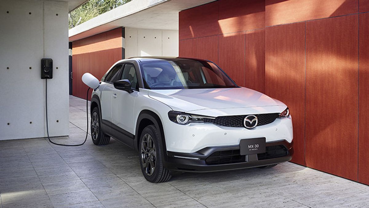 Follow Other Manufacturers' Steps, Mazda Will Adopt Tesla Chargers Starting 2025