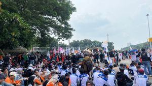 2名学生在三宝垄劳动日行动中被捕时被怀疑是警察人质