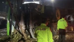 警察、スバンでのバス事故で死亡した4人の犠牲者を挙げる