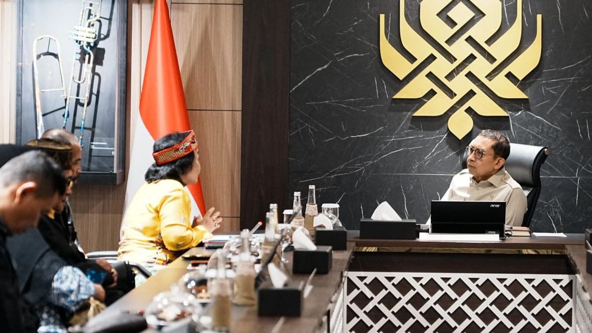 Menteri Kebudayaan Dukung Penguatan Tumbang Anoi, Emas Dayak Desak Hukum Adat Ditegakkan Lagi
