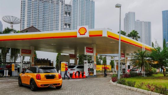 جاكرتا - انخفض سعر الوقود أيضا في بيرتامينا وشركة شل وشركة BP AKR