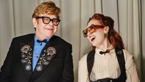 Elton John Ungkap Kekagumannya kepada Chappell Roan