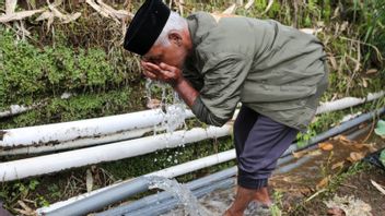 Ganjar's Efforts To Successfully Help Magelang Residents Out Of Clean Water Facilities