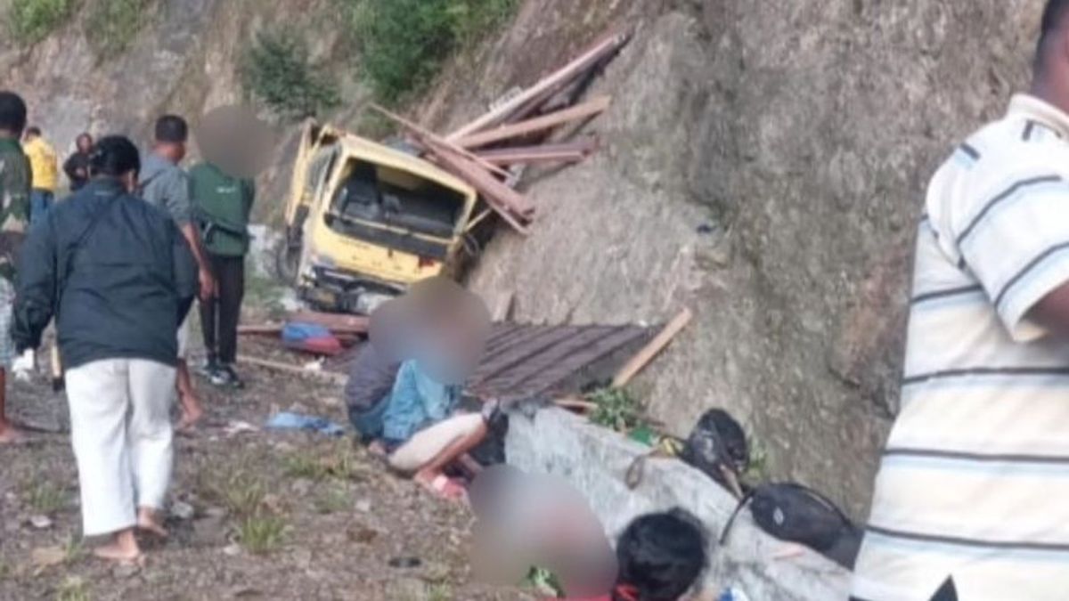 Kecelakaan Truk Maut di Pegunungan Arfak Tewaskan 16 Orang