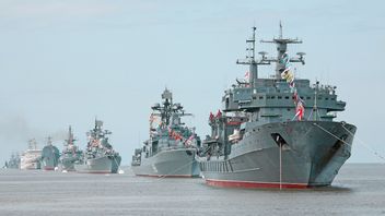 俄罗斯向太平洋派遣数十艘军舰、飞机和直升机：从跟踪舰到巡航导弹运载工具