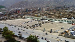Gelar Doa untuk Ibu Jubir Taliban, Sejumlah Orang Tewas Akibat Ledakan Bom di Masjid Kabul