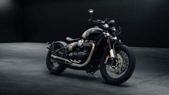 Triumph Introduction Bonneville Bobber TFC, 生产仅750台