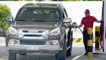 الفلبين تدرس تخفيضات في الوقود لطبقة وسطى