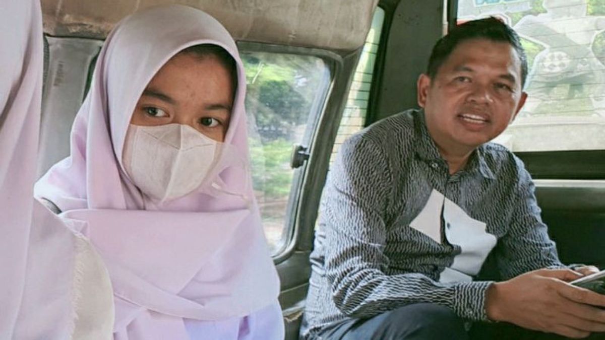 Riding The Angkot Attends The Mediation Session Of The Divorce Lawsuit With Anne Ratna's Wife, Dedi Mulyadi: As Soon As The Regent I Was Sued By Arai