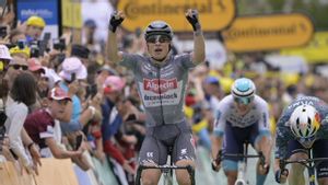 Jasper Philipsen Juara Etape ke-13 Tour de France, Jersey Kuning Tetap Dikenakan Tadej Pogacar 