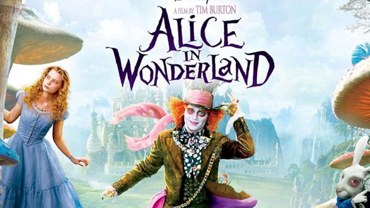 Rekomendasi Tongkrongan Akhir Pekan, Minum Teh Sore di Kafe Bernuansa Alice in Wonderland