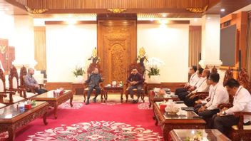 Koster Minta BPS Tak Masukkan Canang Jadi Komoditas Inflasi