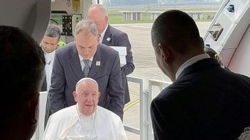 President Director Of Garuda Indonesia Joins Pope Francis In Papua New Guinea