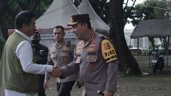 Le chef de la police de Bareng, le ministre de la Police, vérifie la préparation du courant Mudik à Merak