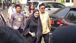 Yasmine Ow's Divorce Lawsuit Against Aditya Zoni Was Aborted By The Cibinong Religious Court