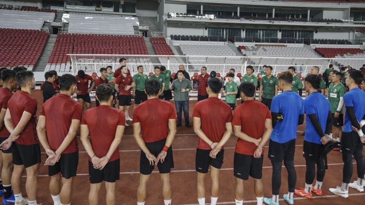 Jokowi Watches The Indonesia-Brunei World Cup Qualification Match At GBK