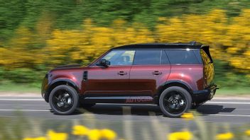 泄露的规格说明是明年推出的第一批电动Defender系列