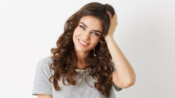 护理毛发的7种方法,使其保持柔软和闪亮
