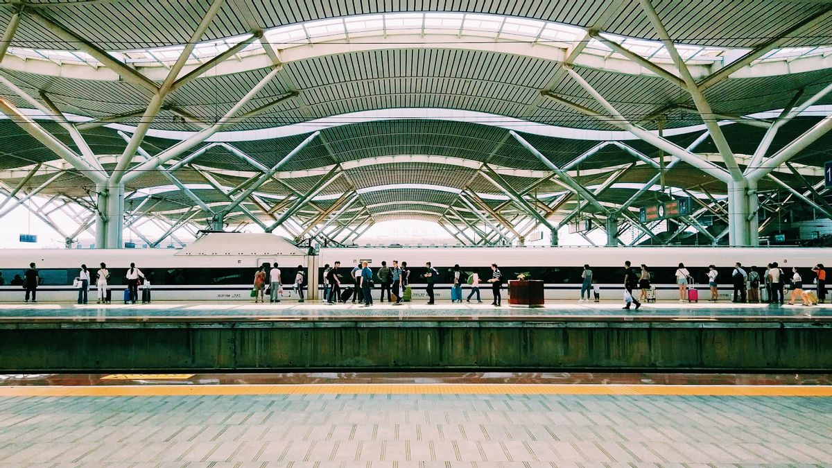 11 personnes arrêtées après le démantèlement du toit de la gare serbe, tuant des dizaines de personnes