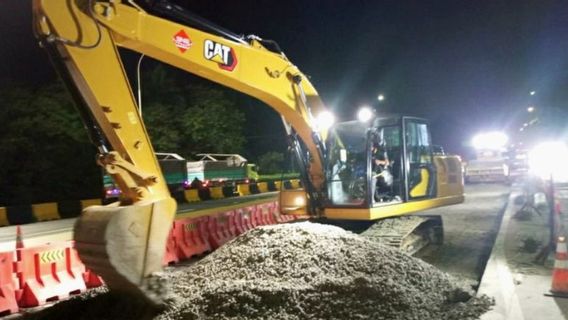 気をつけろ、5月26日までカラワン東ランプの道路補修がある