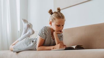 AIは子供の批判的思考を傷つけますか?心理学者が驚くべき事実を明らかにする