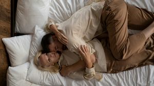 5 Kondisi yang Menyebabkan Perempuan Sulit Orgasme Saat Berhubungan Intim