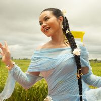 Yura Yunita Eksplorasi Budaya Nusantara di Single Mau Jadi Apa?