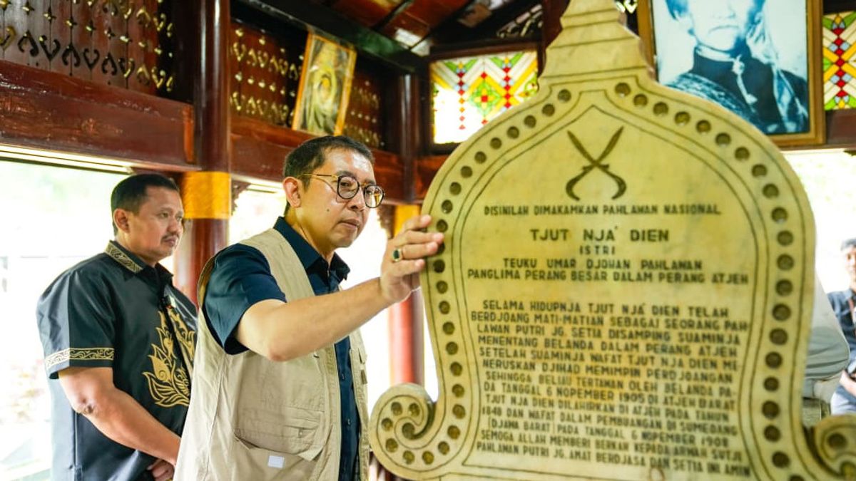 Visit to the Tomb of Cut Nyak Dien in Sumedang, Minister of Culture encourages Gunung Puyuh Site to become a center for historical education