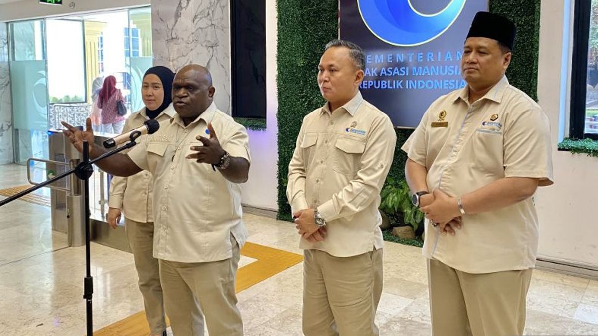 وزير حقوق الإنسان يأمل أن يوافق مجلس النواب على فساد في انتهاكات حقوق الإنسان