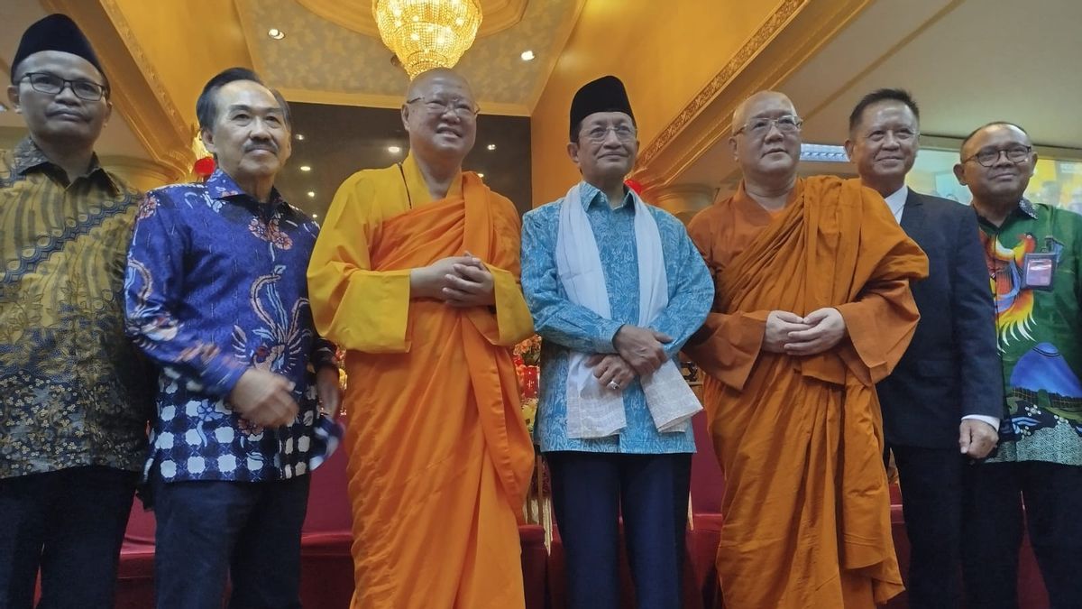卫塞节2025,宗教部长Nasaruddin Umar 启动Ekayana Arama修道院新大楼的建设