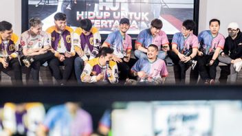 Good Game Well Played: Esports As A Commodity Of The Tourism And Creative Economy Sector In Indonesia