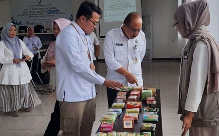 Skincare Etiket Biru Diberikan dengan Resep Dokter, Bahaya jika Digunakan Sembarangan