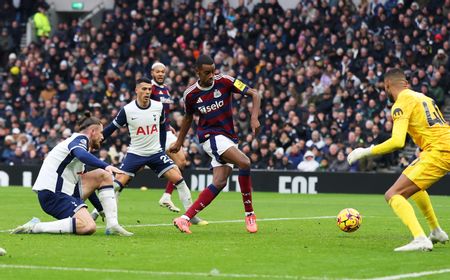 Tertinggal Lebih Dulu, Newcastle United Taklukkan Tottenham Hotspur