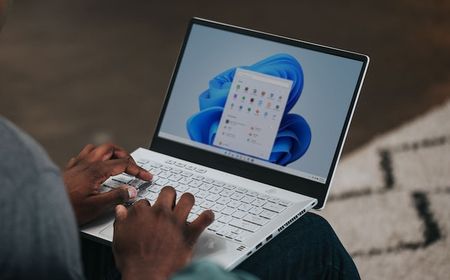 Begini Cara Mudah Memindahkan Posisi Taskbar di Windows 11
