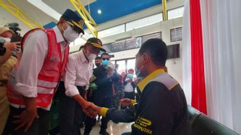 Punya Tanggung Jawab Besar, Menko PMK Minta Sopir Bus Mudik Tak Lalai