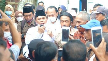 L’ancien Gouverneur De Bengkulu Rembourse Les Prêts Automobiles Officiels Après 11 Ans D’arriérés