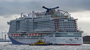 Stop The Holiday Trip, Mardi Gras Cruise Ship Saves 16 Boat Passengers Floating At Sea